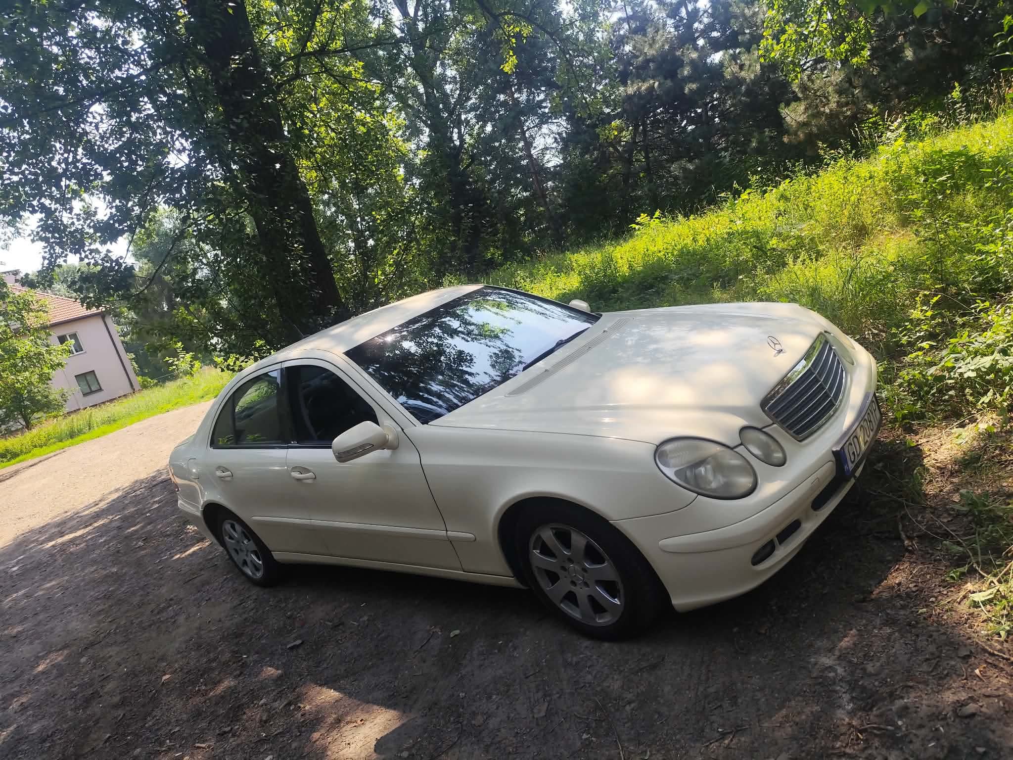 Mercedes E-Klasa W211 kremowy — realizacja skupu